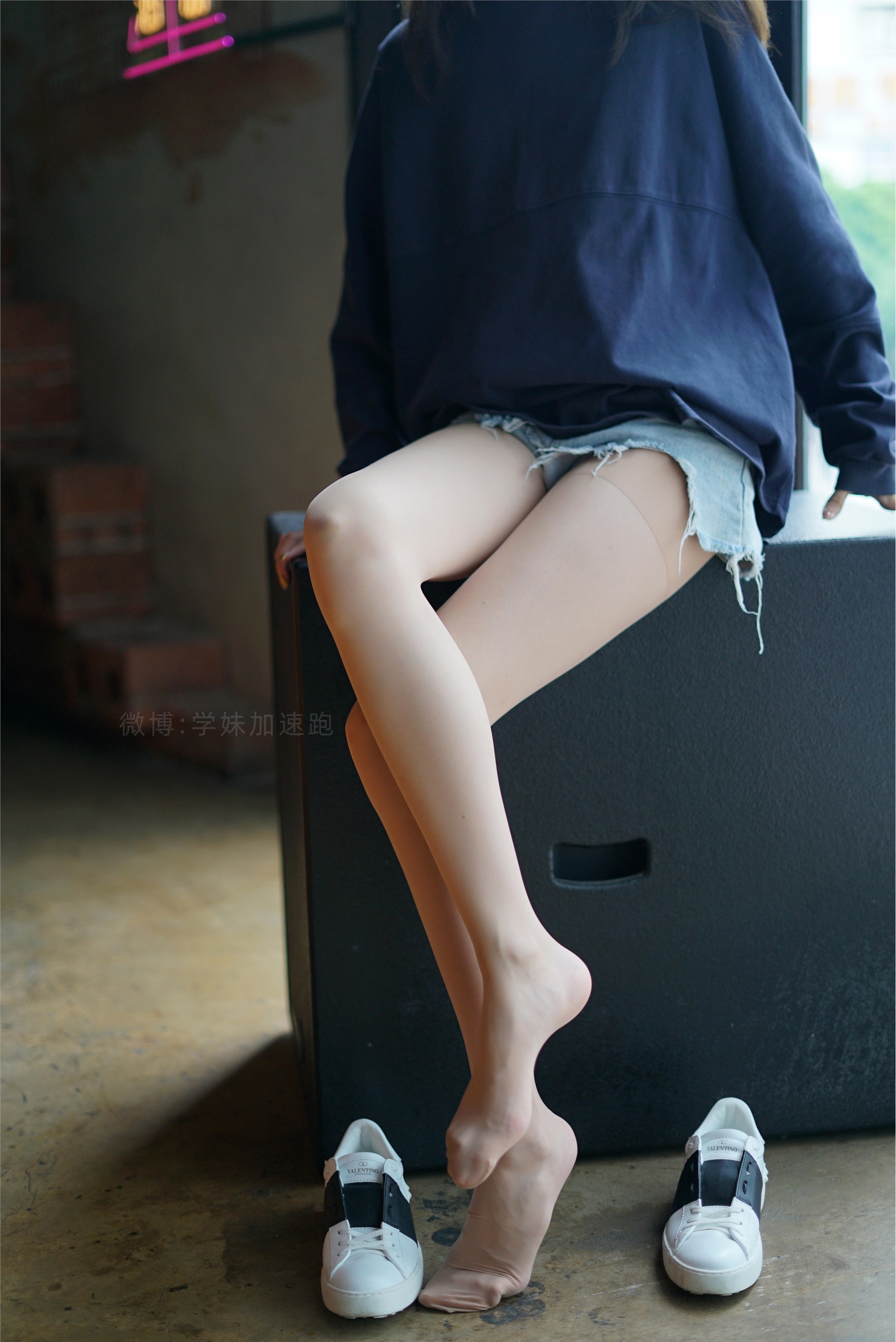 学妹加速跑 XM087《腿玩年的腿-九九》